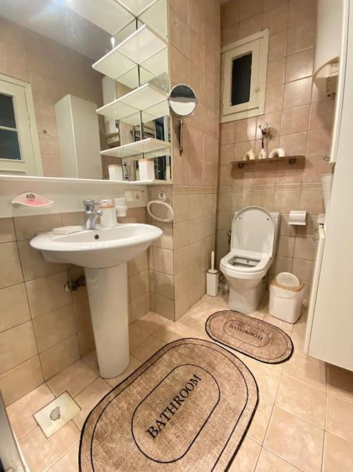 Comfy - Spacious Flat On The Kadikoey Seaside Apartment Истанбул Екстериор снимка
