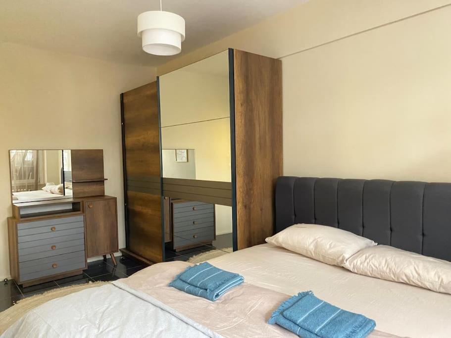 Comfy - Spacious Flat On The Kadikoey Seaside Apartment Истанбул Екстериор снимка